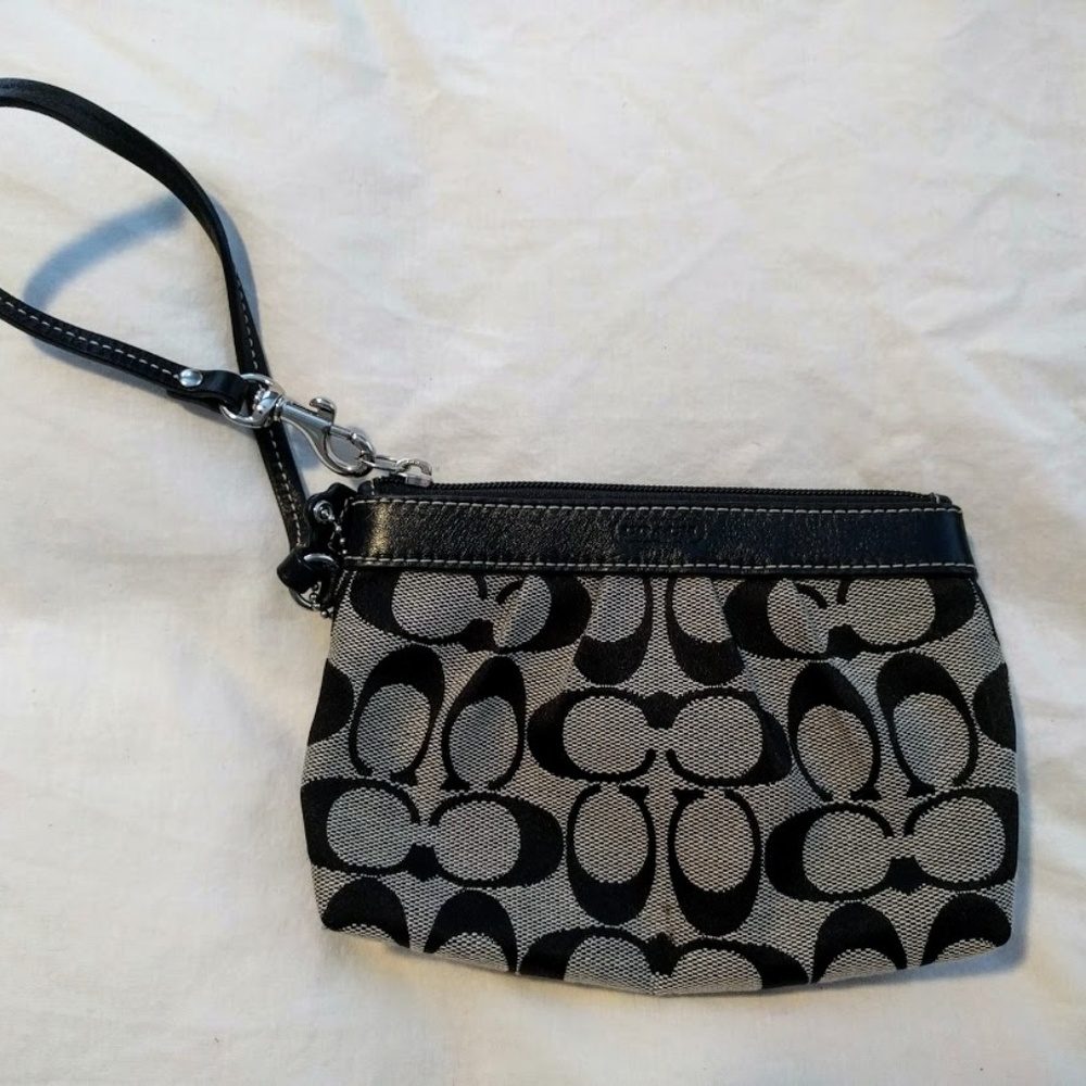 Black and White Jacquard Signature Coach wristlet